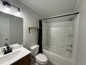 2118 Glen Davis Rd in Oxford, AL - Building Photo - Building Photo