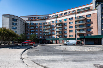 Ocean Grande in Far Rockaway, NY - Building Photo - Building Photo