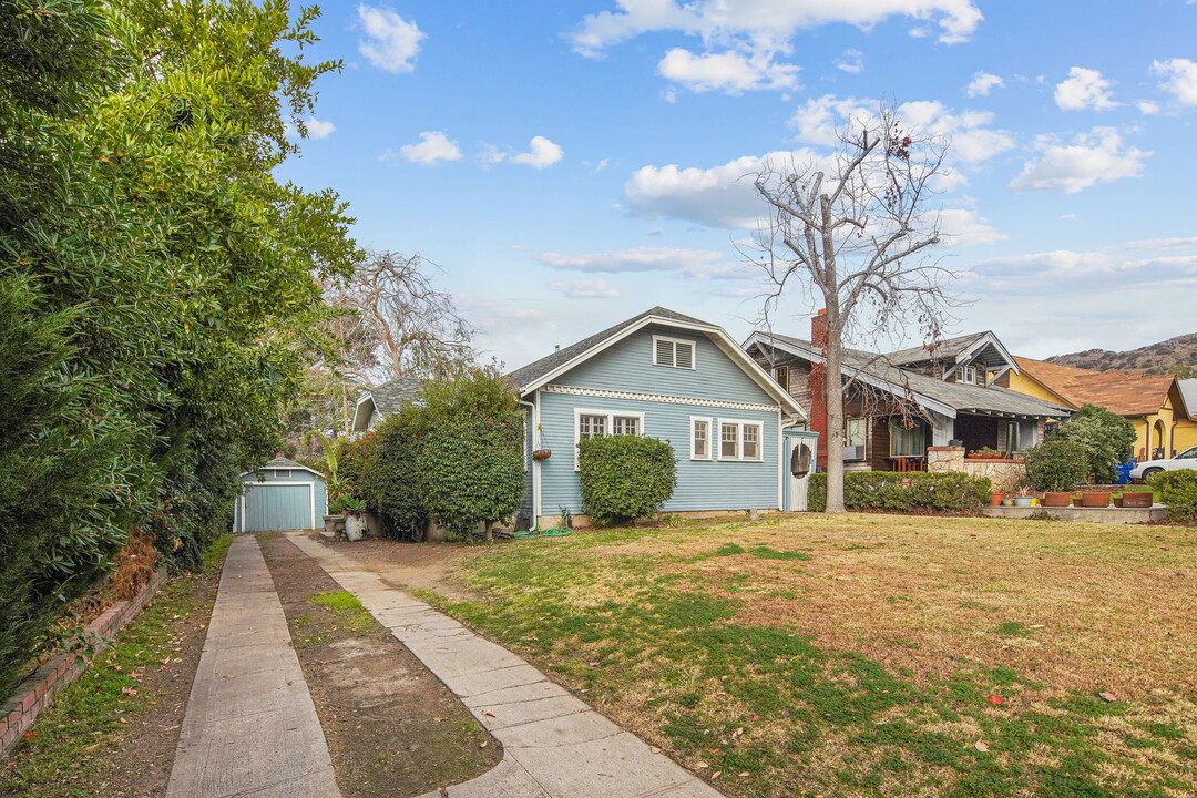 5123 Hermosa Ave in Los Angeles, CA - Building Photo