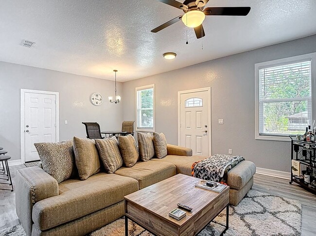 7208 Westinghouse Ave in Tampa, FL - Building Photo - Building Photo