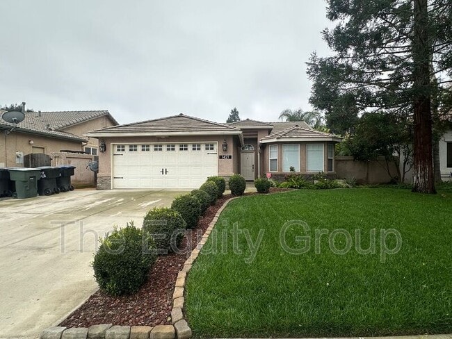 property at 1421 E Mesa Ct