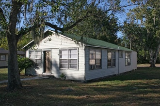 409 Senate St in Auburndale, FL - Building Photo - Building Photo