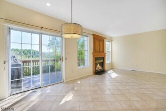 168 Gladstone Dr in Parsippany Troy Hills, NJ - Building Photo - Building Photo