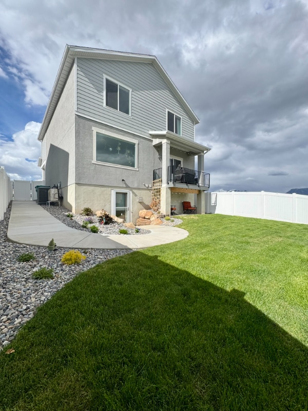 3923 W Rock Is Ave