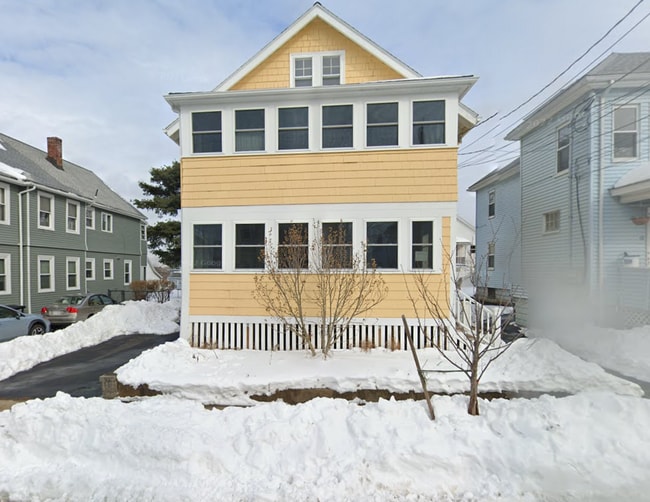 61 Putnam St, Unit 2