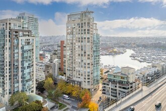 1000 Beach in Vancouver, BC - Building Photo - Building Photo