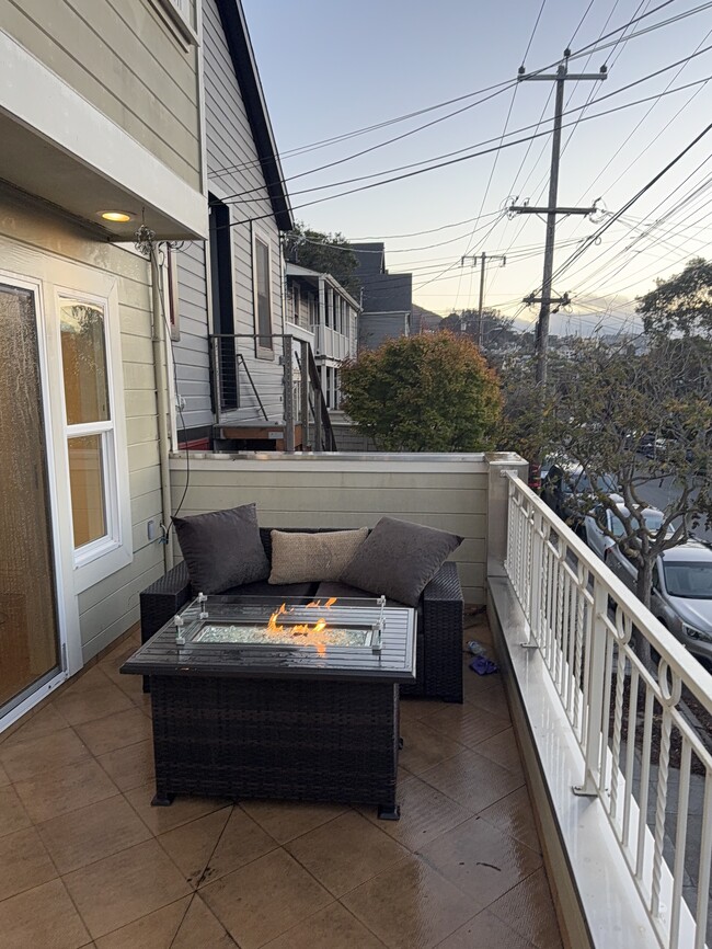 119 Peralta Ave in San Francisco, CA - Foto de edificio - Building Photo