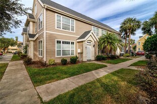 5500 Rosehill Rd in Sarasota, FL - Building Photo