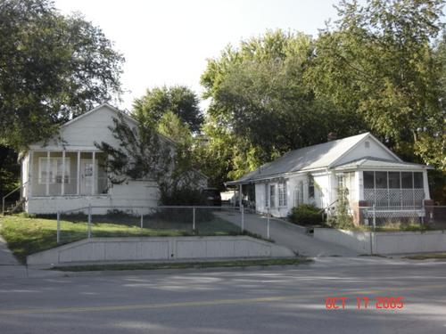 1708-1726 4th in Leavenworth, KS - Building Photo