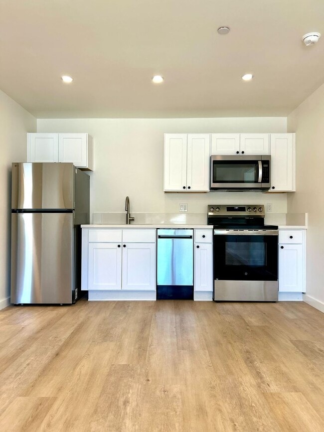 383.5 Lemon St in San Luis Obispo, CA - Building Photo - Building Photo