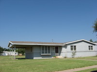 Mill Village in Post, TX - Foto de edificio - Building Photo