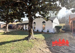 19 Sullivan Dr in Memphis, TN - Building Photo - Building Photo