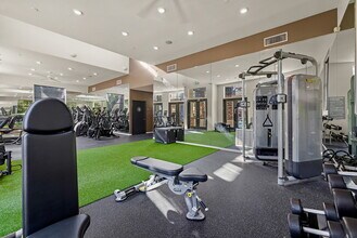 Carmel Creek in San Diego, CA - Foto de edificio - Building Photo