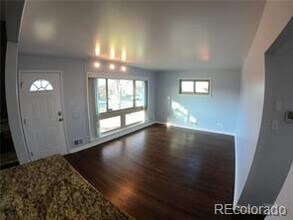 10852 Larry Dr in Northglenn, CO - Foto de edificio - Building Photo
