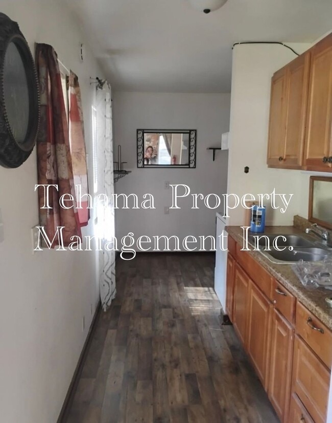 6914 Mobile Park Dr in Shingletown, CA - Building Photo - Building Photo