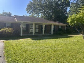 4000 Webb Rd in Chattanooga, TN - Building Photo