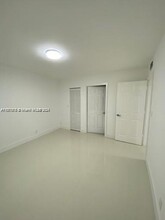 8185 NW 7th St in Miami, FL - Building Photo - Building Photo