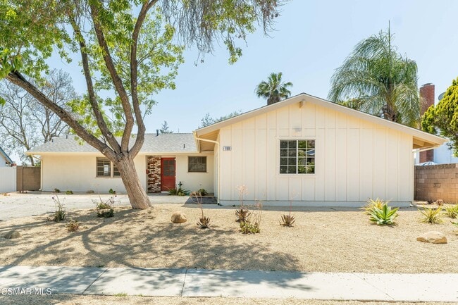property at 190 Knollwood Dr