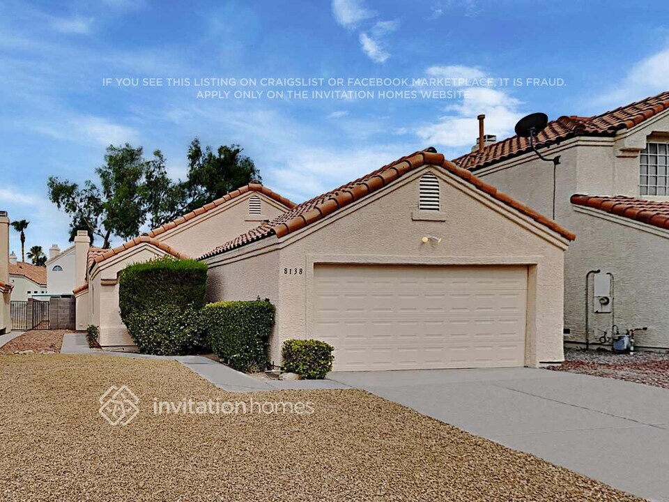 8138 Vision St in Las Vegas, NV - Building Photo