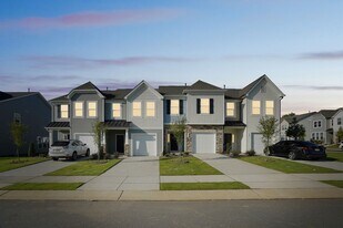 20 Honeydew Wy in Clayton, NC - Building Photo