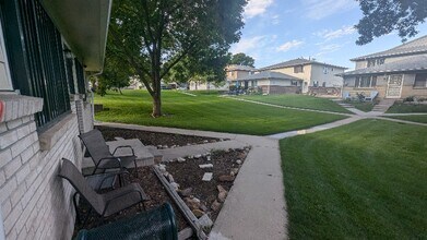 7309 W Hampden Ave in Lakewood, CO - Building Photo - Building Photo