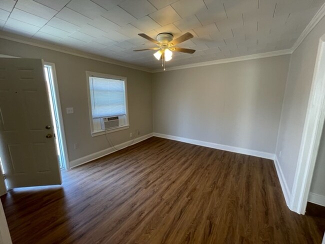 317 Smith St in Gibsonville, NC - Building Photo - Building Photo