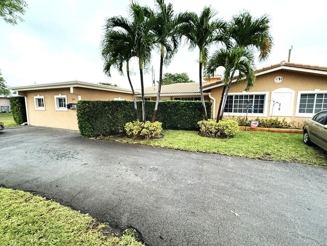 property at 551 SE 15th St