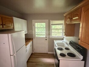 1027 Bellemeade Ave in Florence, AL - Building Photo - Building Photo