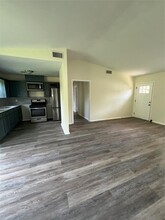 5511 Darlington Ln in Austin, TX - Building Photo - Building Photo