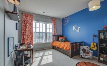 23471 Logans Ridge Terrace in Ashburn, VA - Building Photo - Building Photo