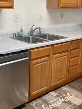 6821 14th Ave, Unit #4 in Kenosha, WI - Building Photo - Building Photo