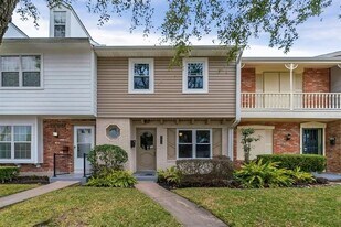 1411 Ramada Dr in Houston, TX - Building Photo