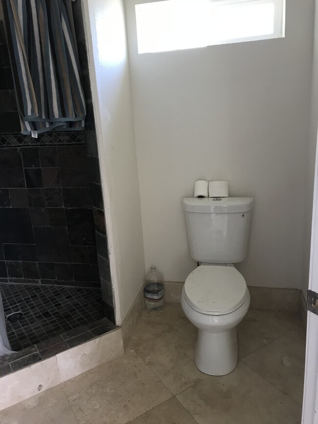 17891 Alps Dr in Tehachapi, CA - Building Photo - Building Photo