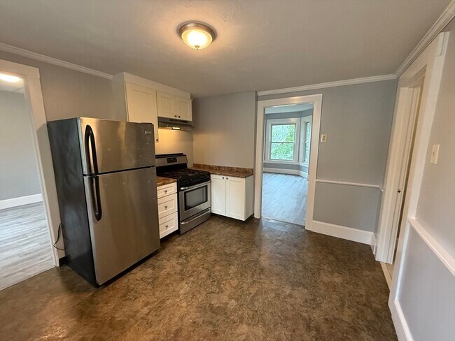 76 Division St in North Attleboro, MA - Building Photo - Building Photo