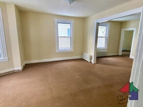 22 Lincoln Ave, Unit 22 in St. Albans, VT - Building Photo - Building Photo