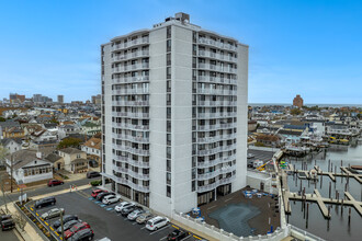 Sunset Harbour Condominiums in Ventnor City, NJ - Building Photo - Building Photo