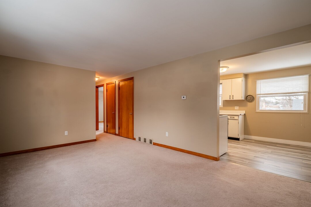 424 Springville Ave in Buffalo, NY - Building Photo