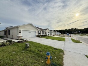 499 Voltaire Dr in Spring Hill, FL - Building Photo - Building Photo