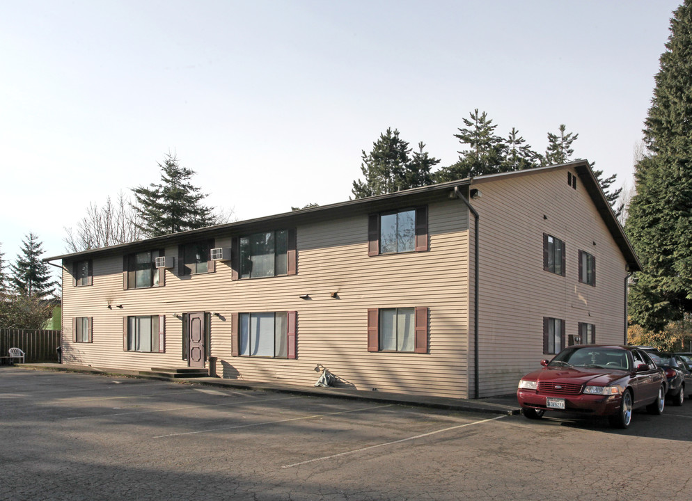 Tamarack Apartments in Kent, WA - Building Photo