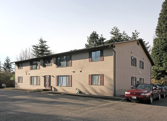 Tamarack Apartments