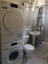 5465 S Ingleside Ave, Unit 3E in Chicago, IL - Building Photo - Building Photo