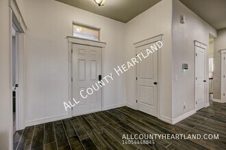 1971 Leslie Beachler Ln in Midwest City, OK - Building Photo - Building Photo