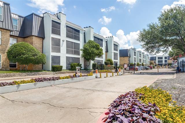 11460 Audelia Rd in Dallas, TX - Building Photo - Building Photo