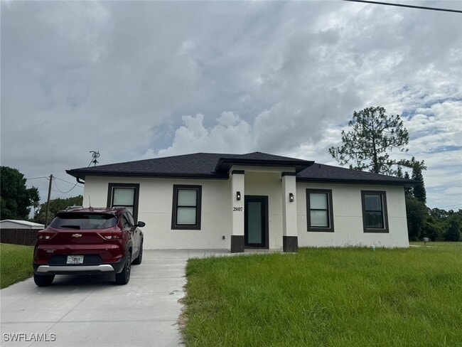 property at 2807 Leeland Heights Blvd