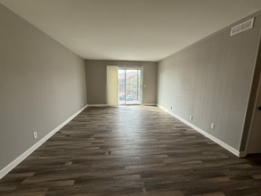 555 N Dupont Ave in Nashville, TN - Building Photo - Building Photo