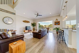 214 16th Ave in Indian Rocks Beach, FL - Building Photo - Building Photo