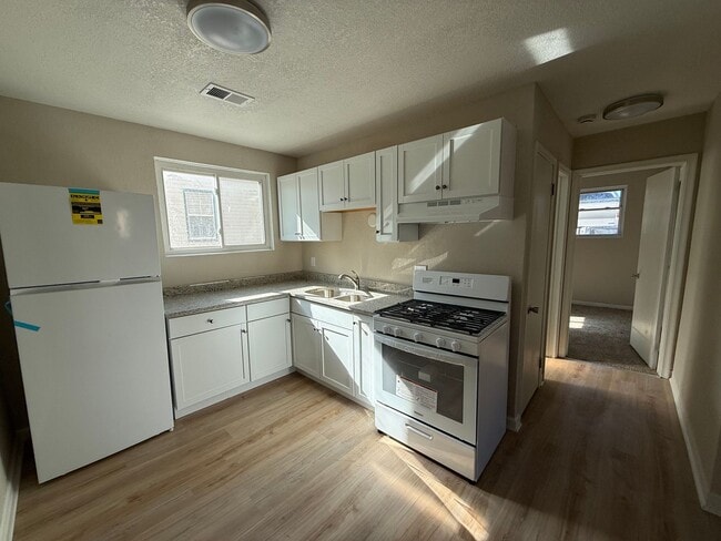 property at 2606 E Hennepin Ave