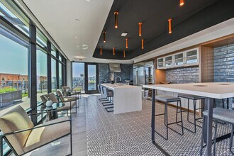 Claret in Washington, DC - Foto de edificio - Building Photo