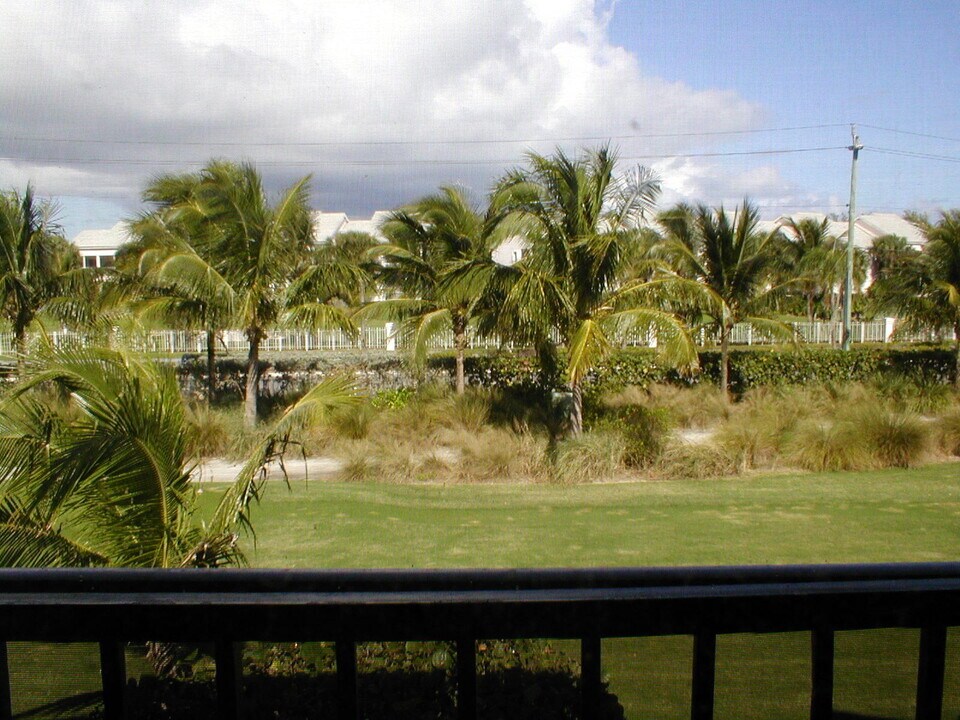 404 Clubhouse Cir in Jupiter, FL - Building Photo
