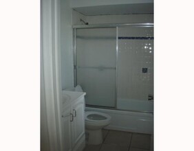 6060 Forest Hill Blvd in West Palm Beach, FL - Building Photo - Building Photo